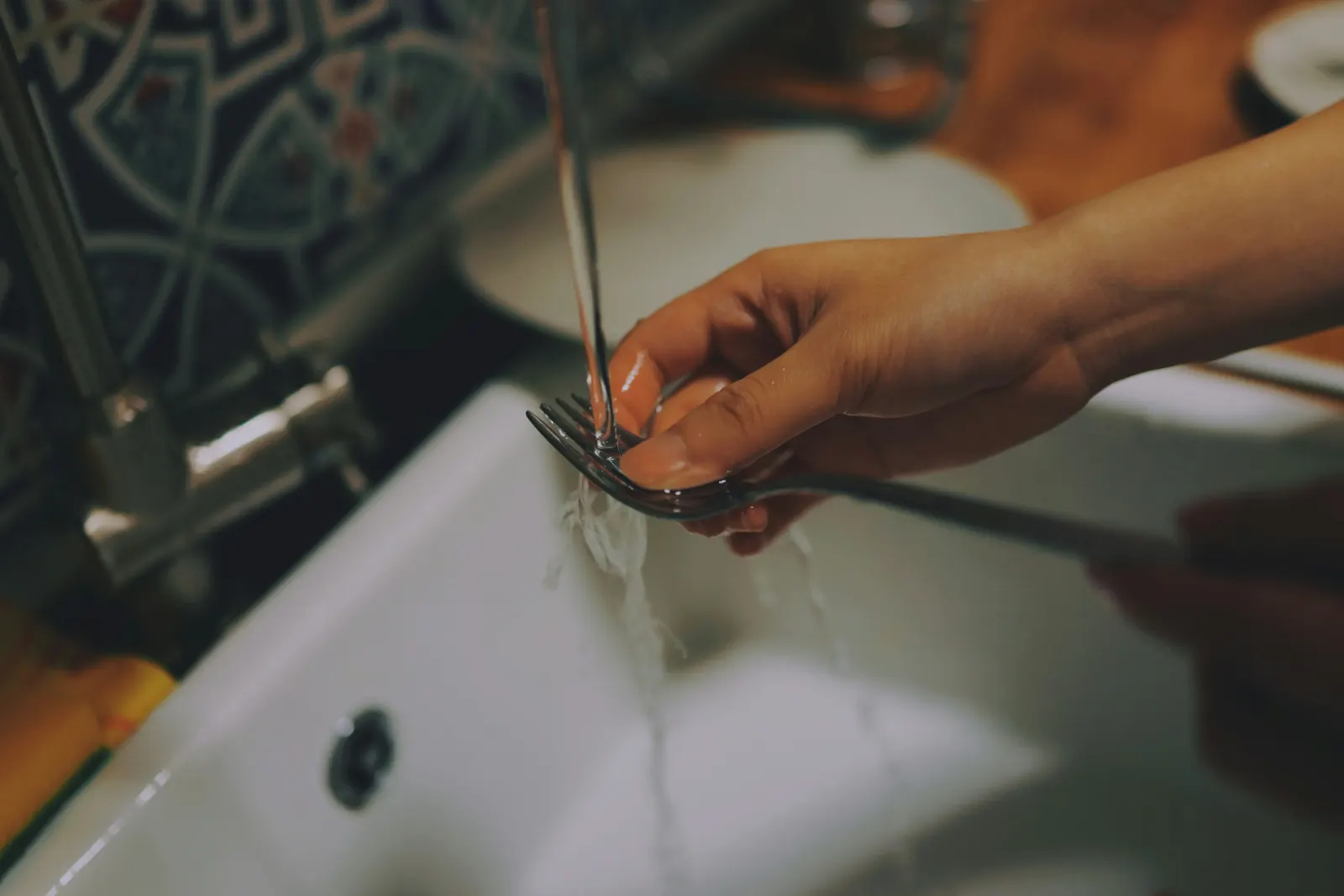 Washing the dishes